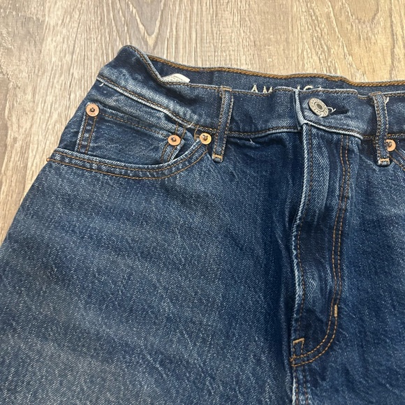 American Eagle Outfitters Dark Blue Frayed Jean Shorts size 2 EUC - Picture 3 of 9